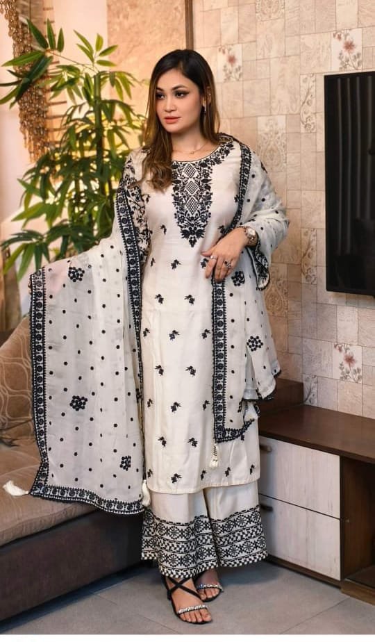 Unstitch Three Piece- P0240