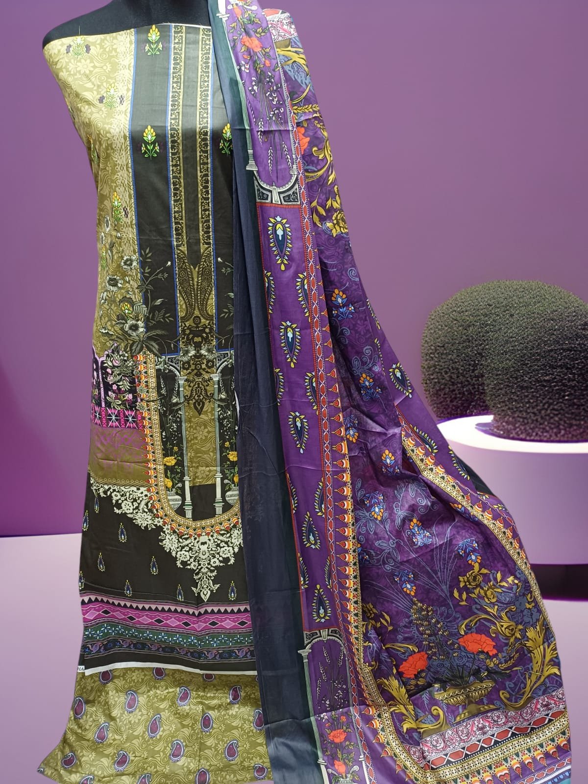 Delhi Butics Three Piece-P0257