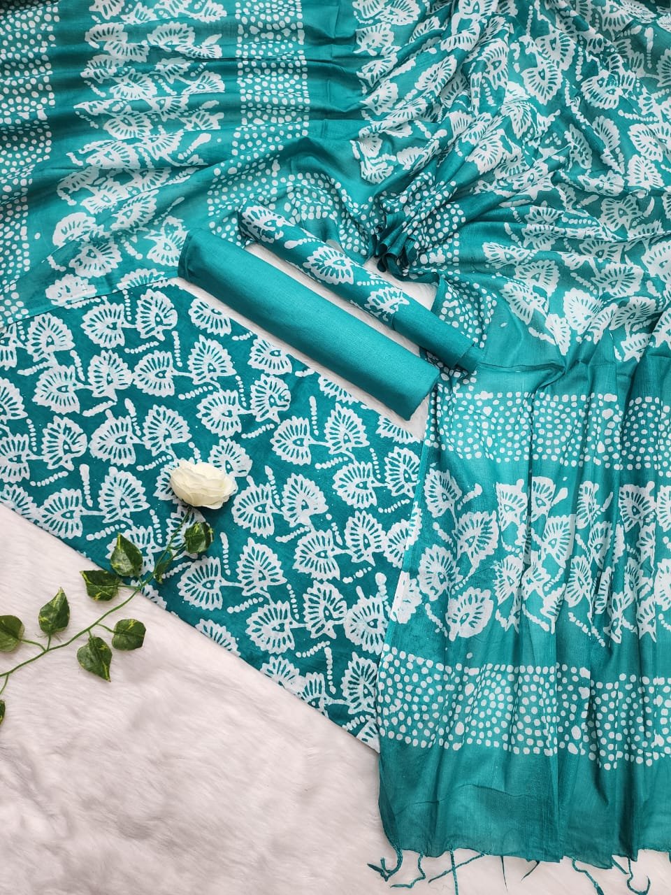 অরগেন্ডি মোম বাটিক থ্রি পিস- P0277