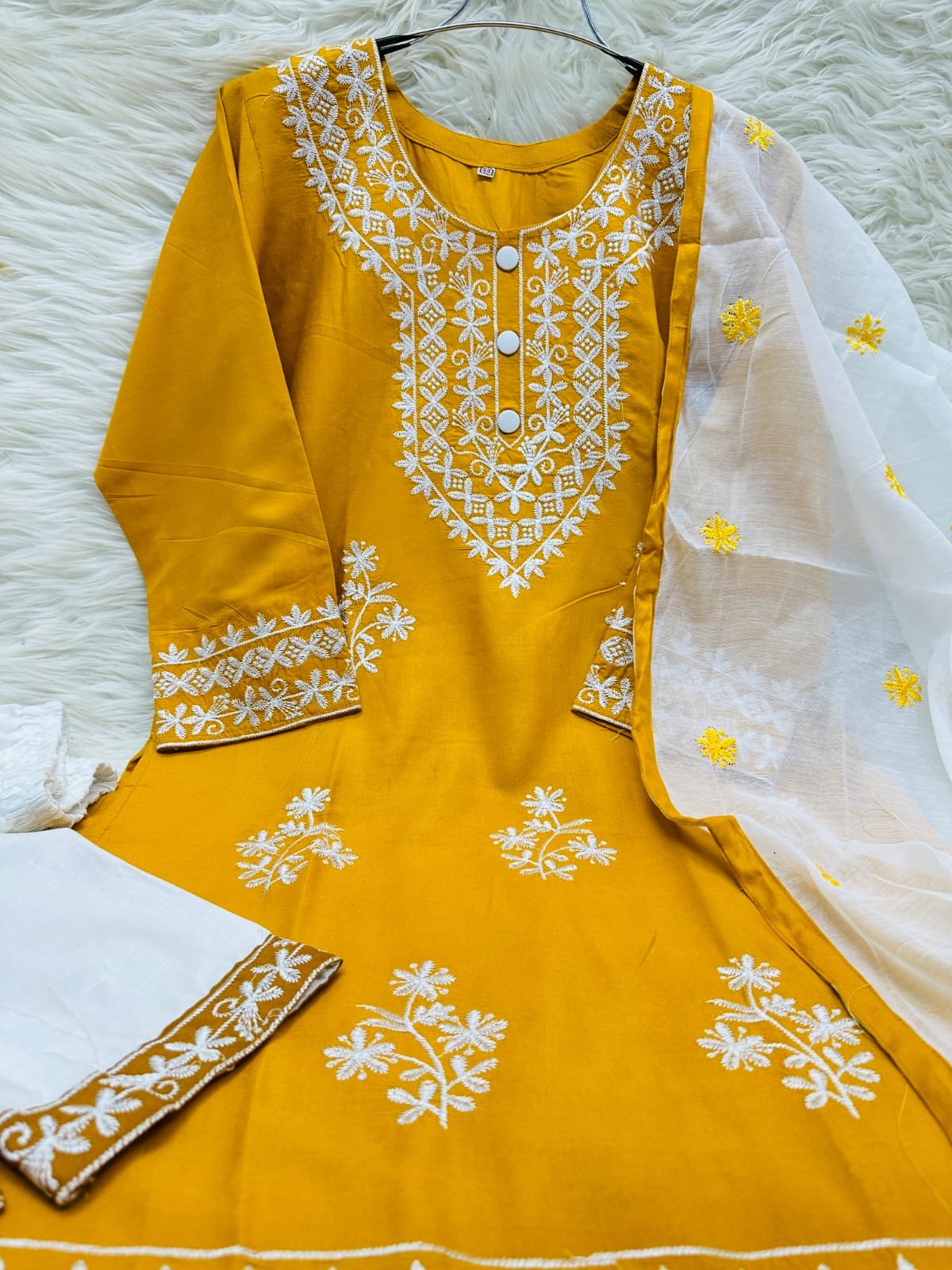 Chicken Kari Neckless Three Piece-P0528